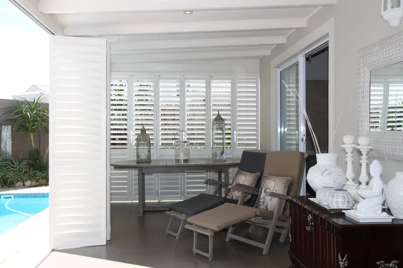 S-CRAFT Aluminium Shutters – Outside – Satin White