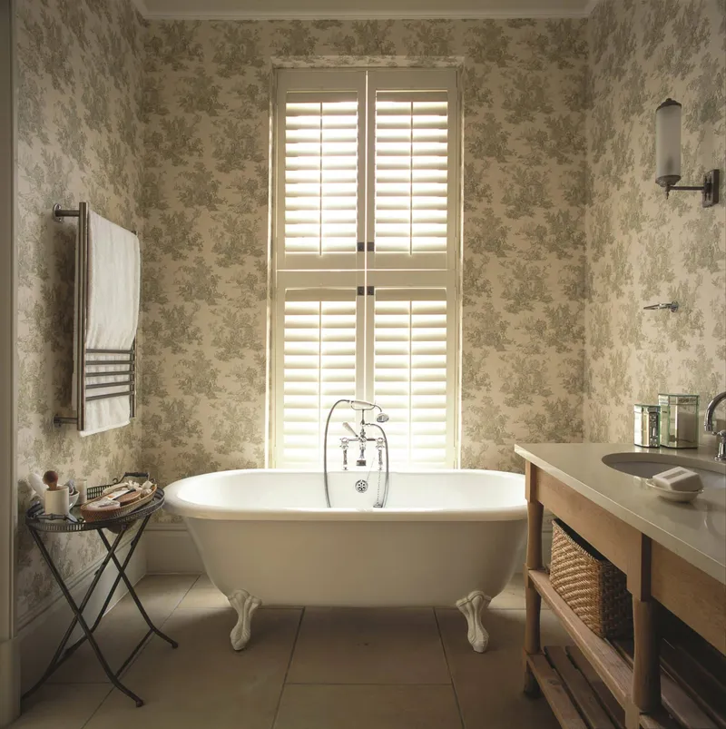 Bathroom Tier on Tier Cream